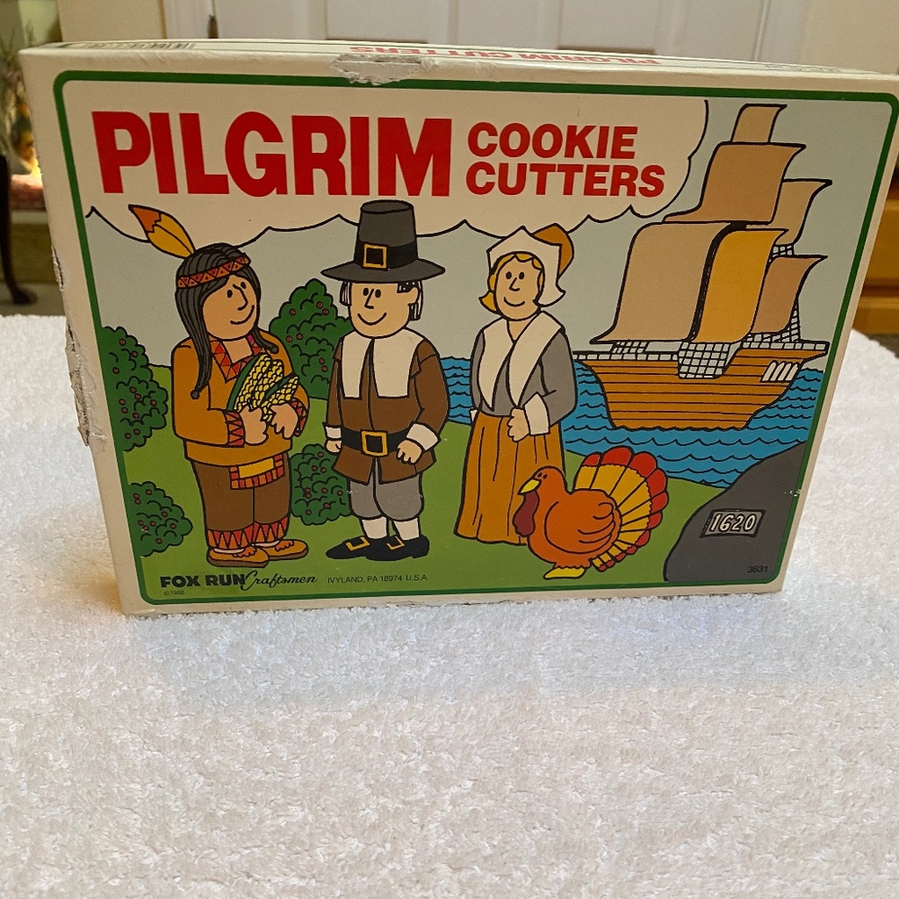 Vintage Pilgrim Cookie Cutters. (7)